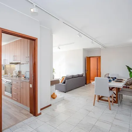 Liiiving In | Sea & River View *