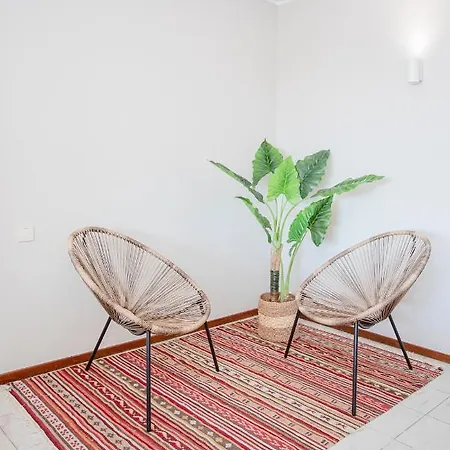 Liiiving In | Sea & River View *