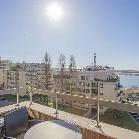 Liiiving In Porto | Sea & River View * Porto