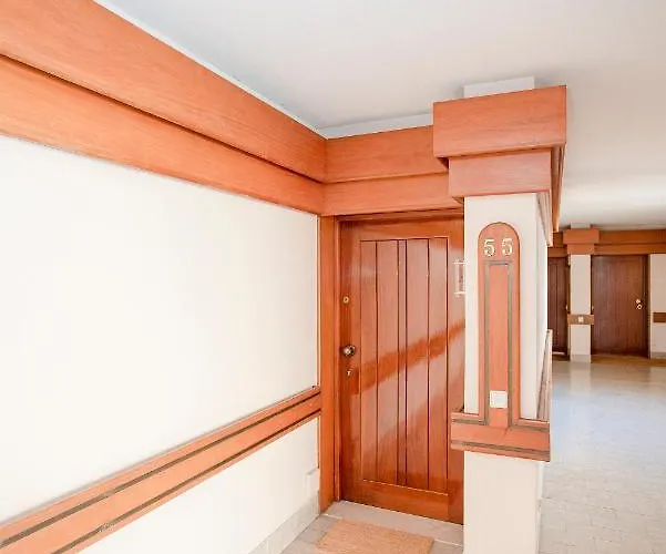 Liiiving In | Sea & River View Apartamento