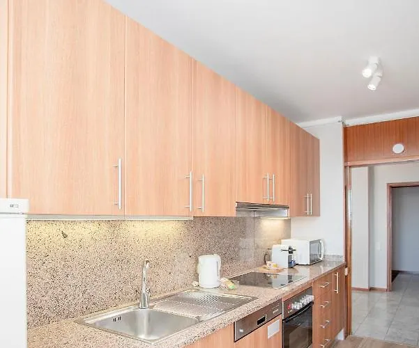 Liiiving In Porto | Sea & River View * Porto